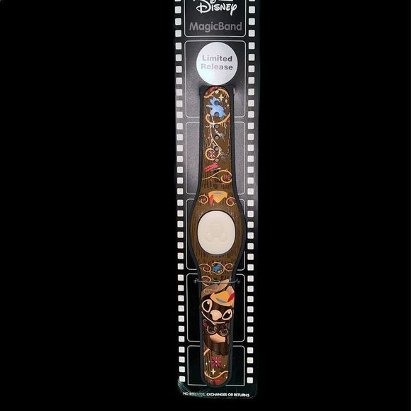 Stitch Crashes Pinocchio Magicband Unlinked - Picture 1 of 5